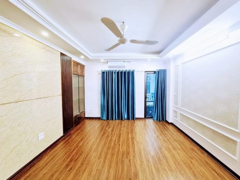 BÁN NHÀ PHỐ VƯƠNG THỪA VŨ QUẬN THANH XUÂN 46M 7 TẦNG MT5M 8.3 TỶ NHÀ MỚI THANG MÁY GARA OTO