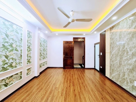 BÁN NHÀ PHỐ VƯƠNG THỪA VŨ QUẬN THANH XUÂN 46M 7 TẦNG MT5M 8.3 TỶ NHÀ MỚI THANG MÁY GARA OTO