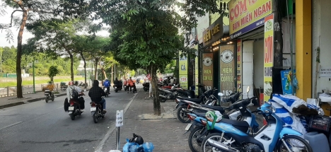 Siêu phẩm Nhà Phố Nguyễn Khang - 92m2 giá 18,9 tỷ.