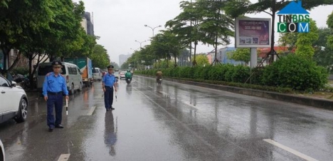 Hot! Bán nhà mặt phố Trần Vỹ 60m2, MT 6m lô góc, vỉa hè, view công viên, kinh doanh đỉnh chỉ 23 tỷ.