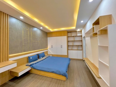 Bán nhà 37.5m2,2 thoáng,đường ba gác,gần mặt đường,đường Tây Sơn,Đống Đa,giá 4.5 tỷ TL,sổ đỏ chính