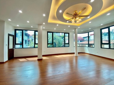 Biệt Thự lộng lẫy Đống Đa Sang trọng Đẳng cấp xứng Tầm Đại Gia..Gara..thang máy nhập khẩu