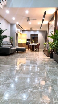NHÀ ĐẸP _ Ô TÔ 7 CHỔ NGŨ TRONG NHÀ_ TẶNG HẾT NỘI THẤT CAO CẤP