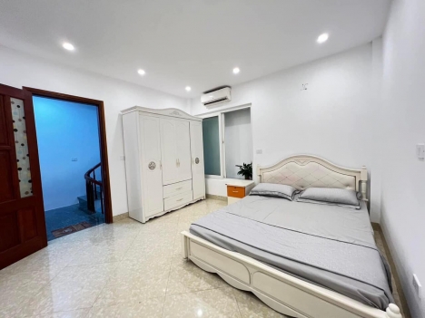 BÁN NHÀ PHỐ LĨNH NAM: 45M2, 5 TẦNG, 4 NGỦ, MT 4M, PHÂN LÔ, 10M RA Ô TÔ ĐỖ. 3.8 TỶ