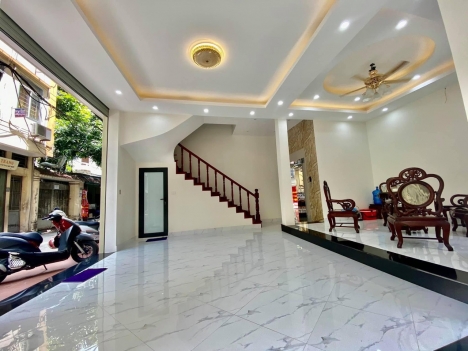 Biệt Thự lộng lẫy Đống Đa Sang trọng Đẳng cấp xứng Tầm Đại Gia..Gara..thang máy nhập khẩu