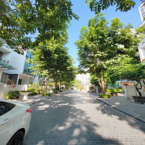 Biệt Thự đẳng cấp Imperia Garden Nguyễn Huy Tưởng 196m2 x 5T, MT 9m giá chào 60 tỷ
