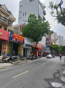 Bán nhà mặt phố Nguyễn Hoàng Tôn, Tây Hồ, Hà Nội 187m2 MT6.6m - Giá 29.8 tỷ