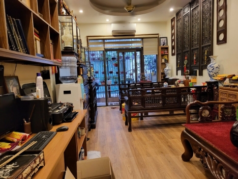 BÁN NHÀ PHỐ PHÚ ĐÔ,DT;45m2x4 T,vị trí đắc địa,Ô TÔ KD Giá nhỉnh 4 tỷ