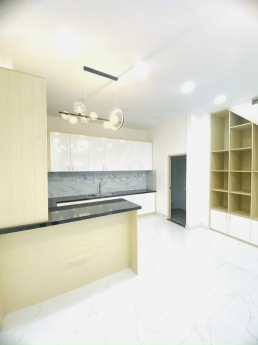 CẦN BÁN NHÀ MẶT TIỀN HẺM 308 HUỲNH TẤN PHÁT,Q7.DT 5,3 X 9M. GIÁ CHỈ 3,6 TỶ