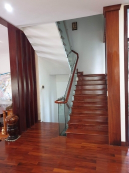 CHÍNH CHỦ CẦN BÁN BIỆT THỰ 3 TẦNG NẰM NGAY KHU DU LICH BIỂN SƠN TRÀ ĐÀ NẴNG
NHÀ 2 MẶT TIỀN