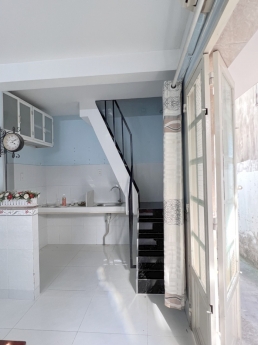 Hot Bán Nhà Nhỏ Xinh - Lê Văn Lương - Quận 7 ngang 4.8m chỉ hơn 2 tỷ