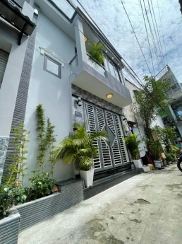 GIÁ SIÊU RẺ - NHÀ MỚI XINH - FULL NỘI THẤT - NHÀ BÈ
