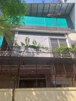 ban nhà phố ngọc lâm Vị trí ở  kết hợp kinh doanh  105m2 4t mt 7m mặt ngõ ô tô tránh giá chỉ 15 tỷ