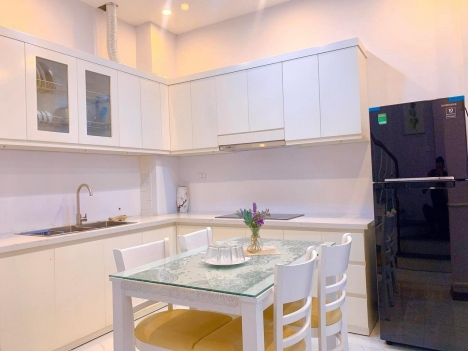 Chủ bán nhà phố Quan Nhân: 33m2*5 tầng, NGÕ THÔNG, NHÀ 2 THOÁNG TRƯỚC SAU, chỉ hơn 4 tỷ