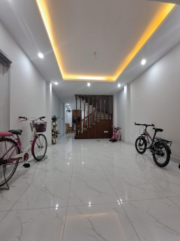 Bán nhà trung tâm Q Thanh Xuân, 50m, phân lô, ô tô tránh. 7,9 Tỷ