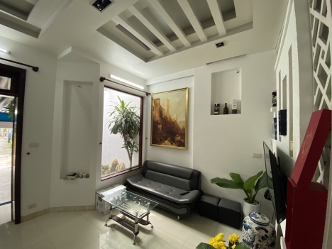 Bán mặt tiền kinh doanh đường Nguyễn Duy Trinh 1 sẹc - 194m2-giá 15,9 tỷ.