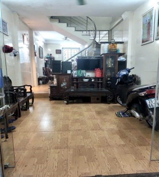 SIÊU HIẾM! NGÕ HÒA BÌNH, PHÂN LÔ 2 THOÁNG, Ô TÔ ĐỖ CỬA CHẠY VÒNG QUANH, 43m2 x 5.5 tầng x 6 ngủ