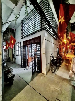 Bán Nhà Gần Phố Lê TRỌNG TẤN-OTO ĐÕ CỬA-NGÕ THÔNG-GẦN PHỐ CHỈ 5,2 TỶ KHU VỰC HIẾM BÁN
