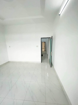 Nhà HXT đậu cửa-Tỉnh Lộ 10-Bình Tân-3 Tầng-33m2-Giá nhỉnh 2 tỷ