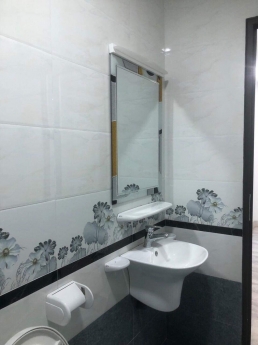 Nhà Gần đường Hàng Cháo 50m x 4 tầng, MT 4,4 m, giá 5,65 tỷ.