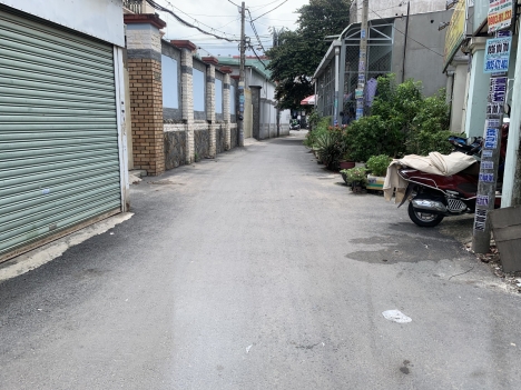 Nhà ngộp bán gấp, Nguyễn Ảnh Thủ,Q12, siêu phẩm lung linh, giá nhỉnh 2tỷ.
