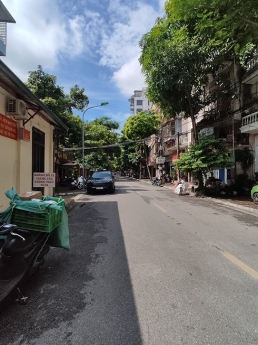 Phân lô, ô tô tránh ba gác trước nhà, Trần Tử Bình, 46m2, 9 tỷ