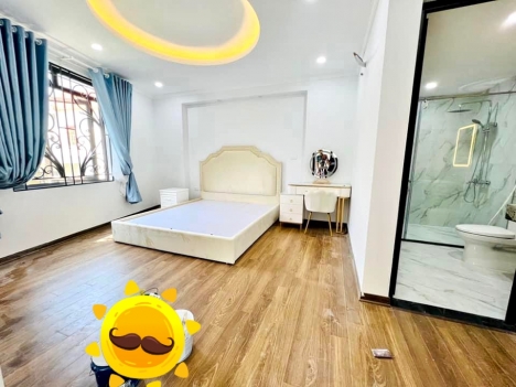 ĐẲNG CẤP PHỐ TRẠM, LÔ GÓC, GARA Ô TÔ, Nhà mới full nội thất 46m2 x 5 tầng