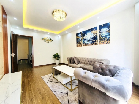 BÁN NHÀ GIA THỤY - LONG BIÊN - 52 M2 X 5T - 5,85 TỶ - NHÀ MỚI - Ô TÔ ĐỖ CỬA -