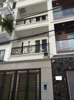 Chủ Gửi Bán Nhà 4 Tầng Võ Văn Ngân Thủ Đức   Dt 75m2 Giá 6.5 tỷ.
