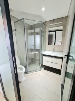 CĂN GÓC, BÍCH CÂU 48 m x 5 tầng. MT4,5m giá 5,6 tỷ.