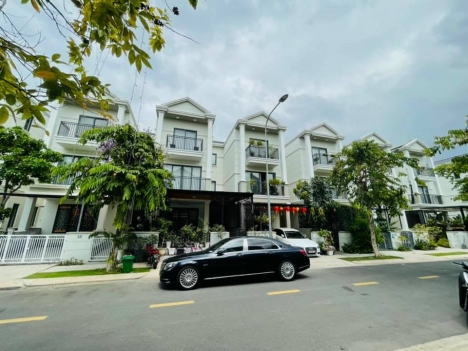 BIỆT THỰ -NHÀ PHỐ Nine South KDC Biệt Lập Cao Cấp An Ninh 24/24