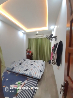 Giảm Sốc Chỉ 4.95 Tỷ Nhà 4 Tầng Ô Tô Đỗ Cửa, Phố Trần Phú, Văn Quán, Tiện Ích 5 Sao