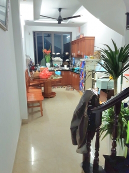 Giảm Sốc Chỉ 4.95 Tỷ Nhà 4 Tầng Ô Tô Đỗ Cửa, Phố Trần Phú, Văn Quán, Tiện Ích 5 Sao