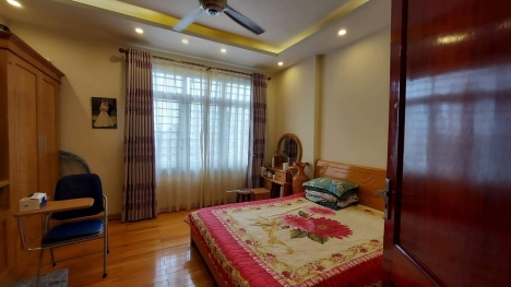 6 tỷ nhà 5 tầng, gara ô tô, PL Cán Bộ P Bà Triệu, Hà Đông