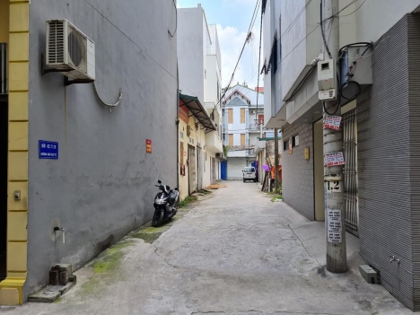BÁN ĐẤT PHÂN LÔ VIỆT HƯNG 75M, MẶT TIỀN 10M - 7 TỶ- 2 Ô TÔ TRÁNH, THÔNG TỨ TUNG, TIỆN ÍCH NGẬP TRÀN