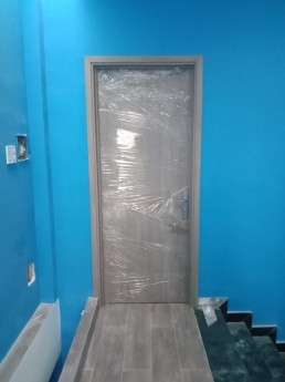 Cửa gỗ giá rẻ tại Bình Tân