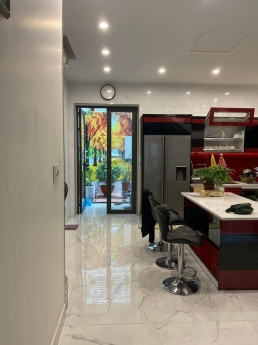 Bán nhà Giải Phóng, 52m x 6 tầng, Gara ô tô, thang máy, kinh doanh, Nhỉnh 8 Tỷ