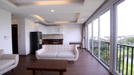 Cho thuê căn hộ diện tích 100m2 phố Tô Ngọc Vân, Tây Hồ. Giá thuê 14 triệu/tháng
