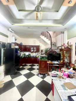 CHÍNH CHỦ bán nhà Lê Trọng Tấn: 35m2*4 tầng, 4 ngủ, NGÕ THOÁNG, Ở NGAY, 4.3 tỷ.