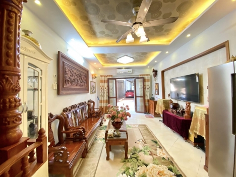 BÁN NHÀ PHỐ LĨNH NAM: 33M2, 5 TẦNG, 3 NGỦ, MT 4M, Ô TÔ ĐỖ CỬA. 3.6 TỶ