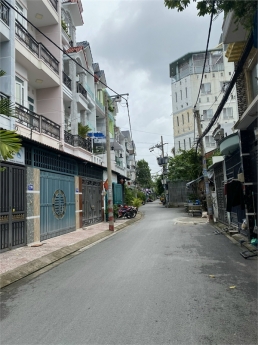 BÁN NHÀ  GẦN CHỢ PHẠM VĂN BẠCH, 4 TẦNG HẺM 5m, 71 m2,5 TỶ 2