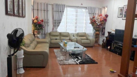 Mặt Phố kinh doanh sầm uất, Lạc Chính  85m x 4 tầng, MT 6m, giá 22 tỷ.