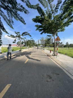 Đất Nền KHẢI VY -Hưng Thịnh Đường Đào Trí ,VIEW SÔNG Công Viên Mũi Đèn Đỏ