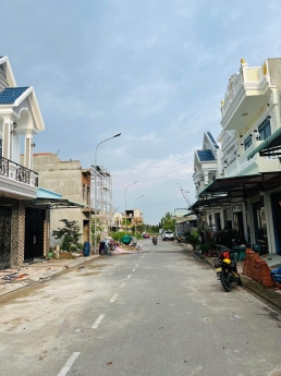 Nhà Lầu Trệt 62m2 - 3 Phòng Ngủ - Giá Cực Tốt