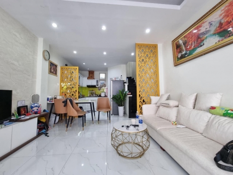 Bán Nhà Quận 7, 5 Tầng , Nguyễn Thị Thập  , 4 x 9 , nhỉnh 4 tỷ