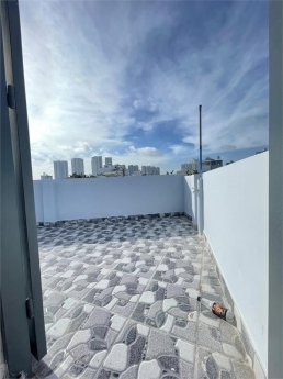 Chính Chủ bán Nhà Căn Góc , 5 Tầng , 4x5.3 , Trần Xuân Soạn , chỉ 3,59 tỷ