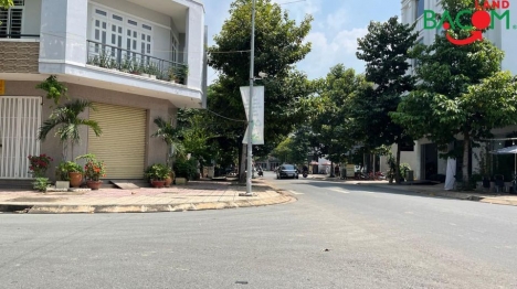 BÁN LÔ ĐẤT RẺ NHẤT KHU VỰC, KDC D2D , HÓT NHẤT BIÊN HÒA CÓ SỔ RIÊNG THỔ CƯ