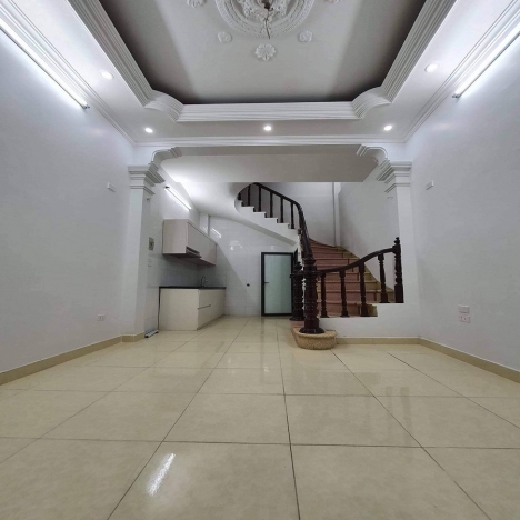 Cực Hiếm phố Hoàng Sâm - Cầu Giấy  Diện Tích 22m2 ( thữ tế xây dựng 25m ) xây 5 tầng, MT 3.3m giá