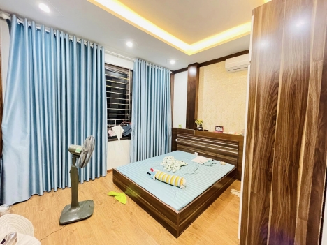 Bán nhà phân lô Trung Kính - Cầu Giấy Diện tích 50m² xây 7 tầng thang máy, MT 4.1m giá 14.8 tỷ