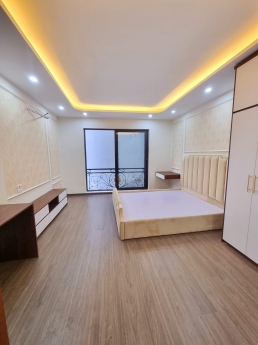 Chỉ duy nhất 1 căn tại ngõ 72 Nguyễn Trãi, Thanh Xuân, 32m, 6 tầng, mặt tiền 4.5m, ô tô, kinh